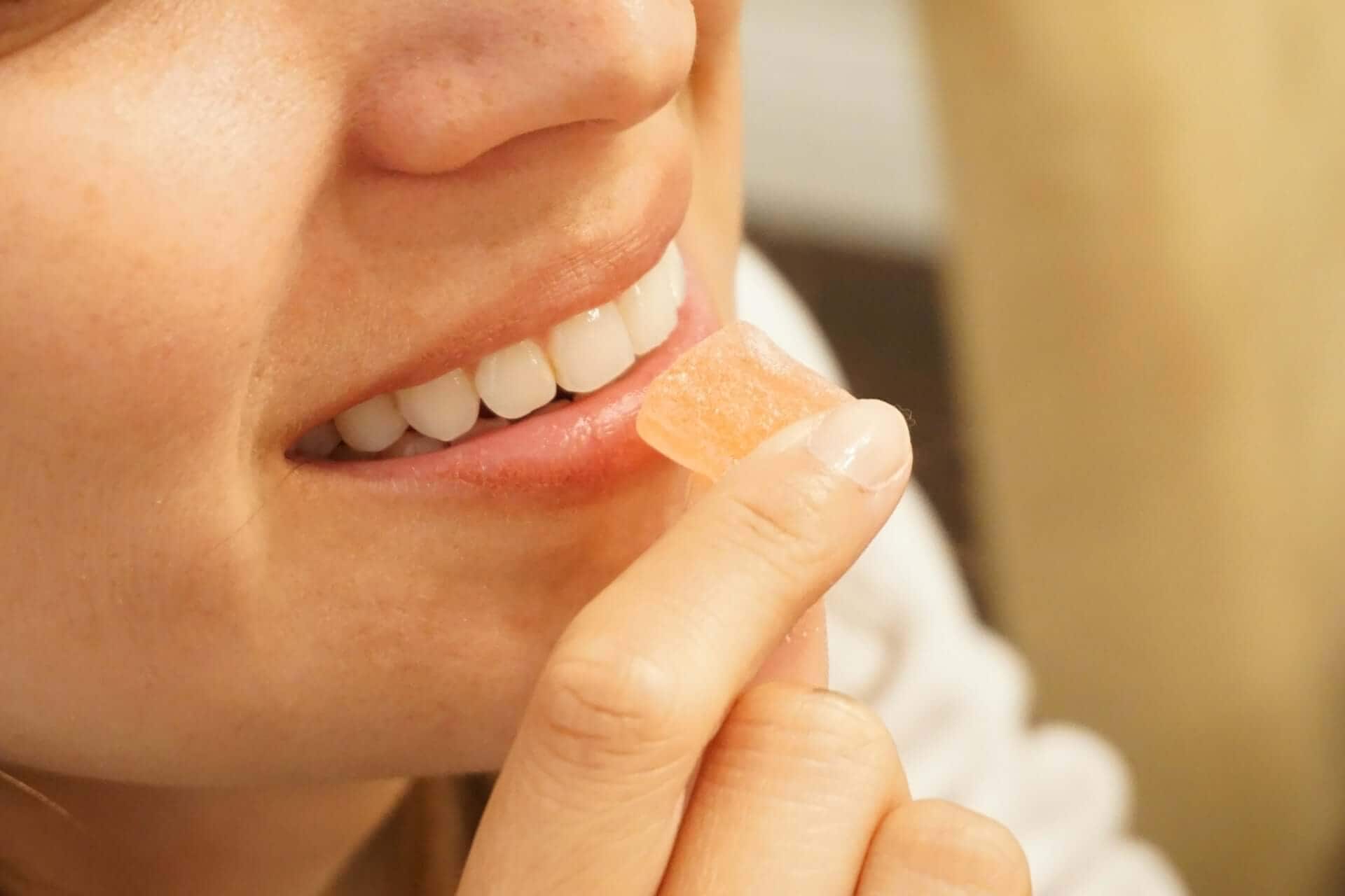 Teeth Sensitive to Cold and Sweets